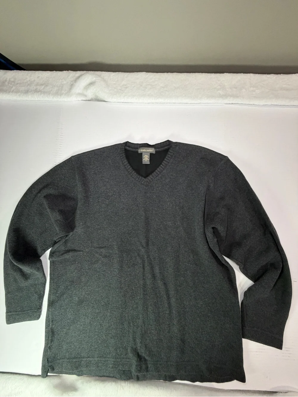 Banana Republic Men's Charcoal V-Neck Sweater